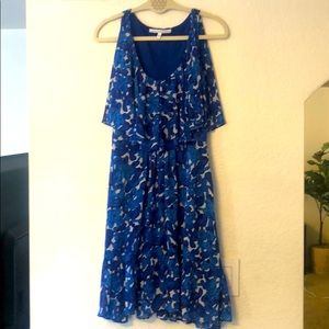 Gorgeous! Seamline Cynthia Steffe Sleeveless Dress Chiffon